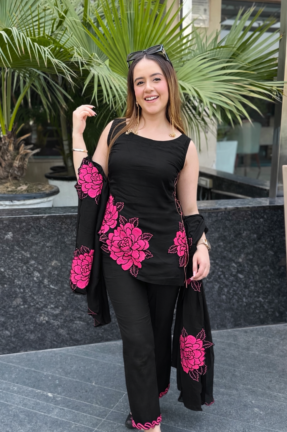 Gul - Black Suit Set